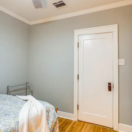 3 Mi To Dtwn Historic With Yard Holiday home *