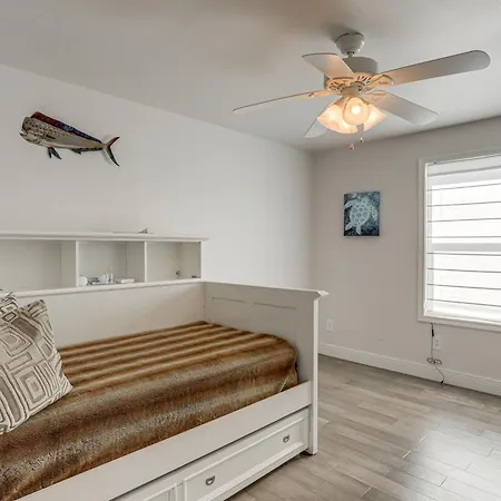 Waterfront Nola Gem W/ Boat Dock & Lift