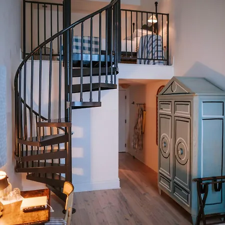 Peter And Paul, An Ash Hotel 4*