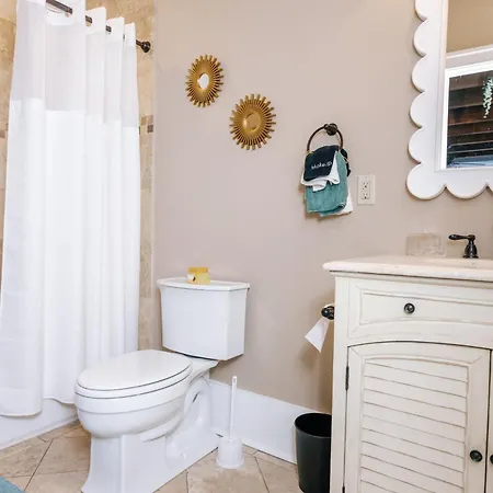 Decatur Sugar Mill Blues Apartment *
