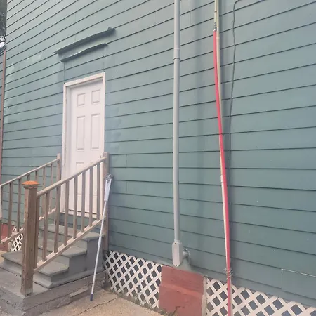 Cleveland Complex Homestay