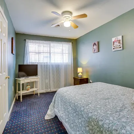 Holiday home Easy Access To Us-90 & Near Dtwn: New Orleans