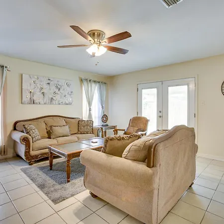Easy Access To Us-90 & Near Dtwn: *