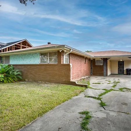Easy Access To Us-90 & Near Dtwn: Holiday home New Orleans