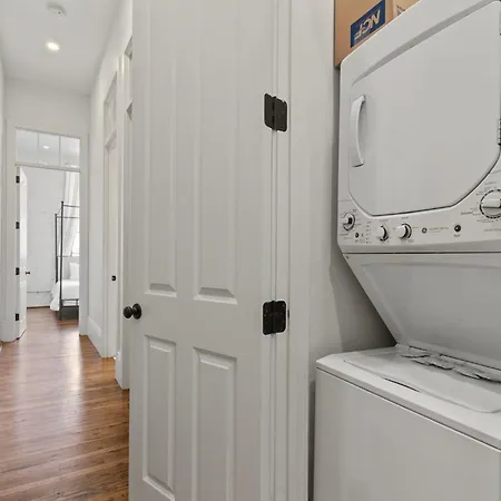 4br Gem On Gravier Close To Dining & Souvenirs *