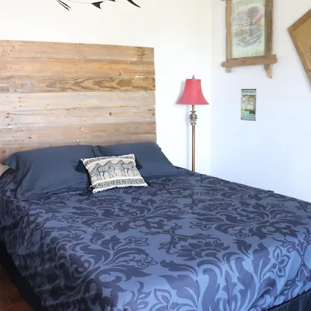 Bed & Breakfast Dirty South Bayou