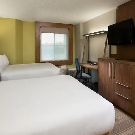 Hotel Express Downtown By Ihg 3*