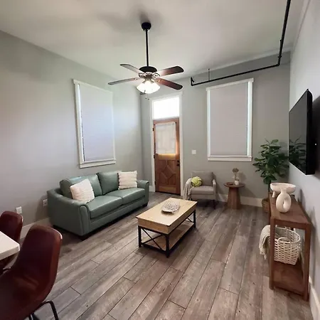 Urban Charm In The Heart Of Apartment