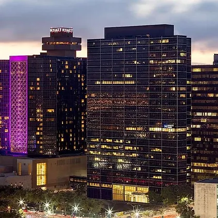 Hyatt House Downtown 3*