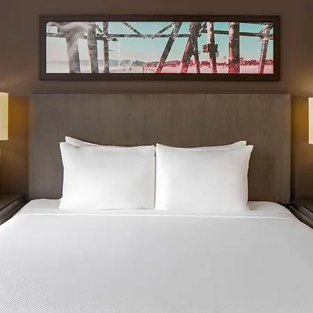 Hyatt House Downtown Hotel