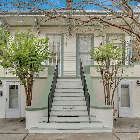 Apartment Historic Uptown W Gated Parking *