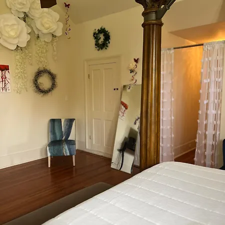 The Happy House 4* New Orleans