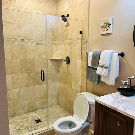 Downtown Beignet Apartment *