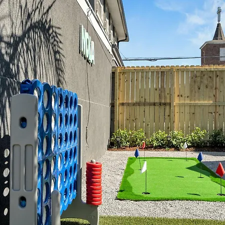 Mid-city Muse W Pool -spacious 5br Minutes To Fq Hotel New Orleans
