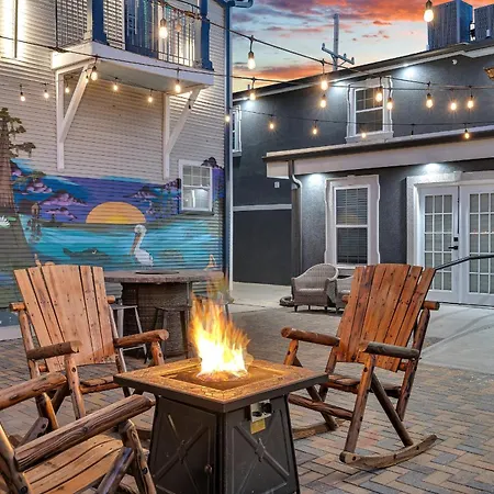 Mid-city Muse W Pool -spacious 5br Minutes To Fq Hotel New Orleans