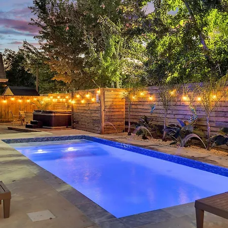 Mid-city Muse W Pool -spacious 5br Minutes To Fq Hotel New Orleans