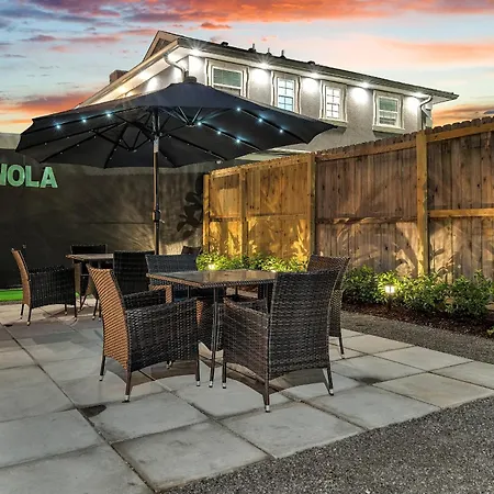 Mid-city Muse W Pool -spacious 5br Minutes To Fq New Orleans