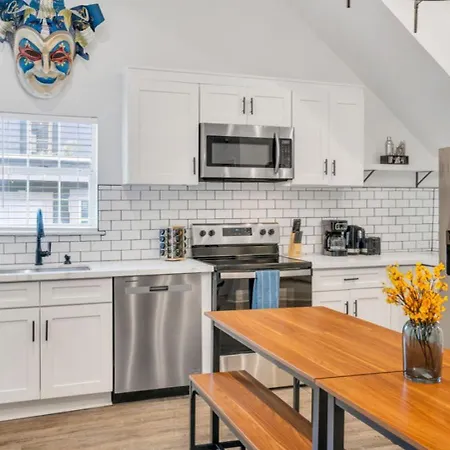 Hotel Mid-city Muse W Pool -spacious 5br Minutes To Fq New Orleans