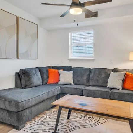 Mid-city Muse W Pool -spacious 5br Minutes To Fq