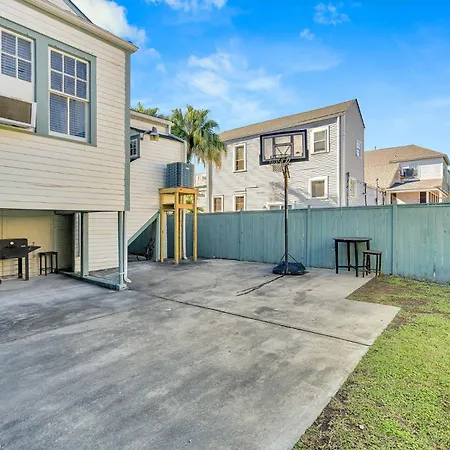 Historic Uptown W Gated Parking * New Orleans