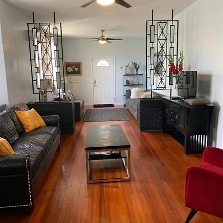 Large Spacious Beautiful Apartment