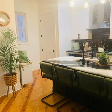 Homestay Cozy Plant House
