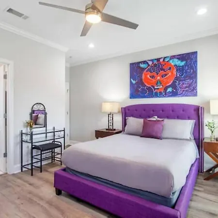Holiday home Breathtaking Spacious Art Filled 5br Near Fq *