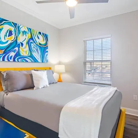 Breathtaking Spacious Art Filled 5br Near Fq * New Orleans