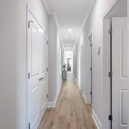 Holiday home Bright & Inviting 5br Near Fq And Superdome *