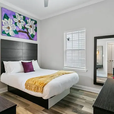 Private, Brand New, 5 Bed 5 Bath New Orleans