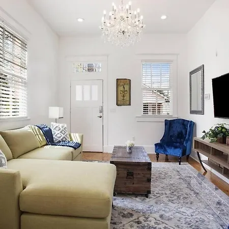 Lux Concierge Serviced Near French Quarter