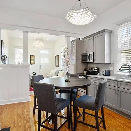 Classic Concierge Serviced House Near French Quarter *