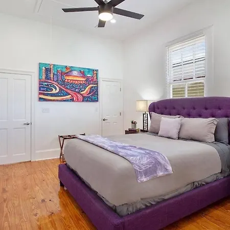 Classic Concierge Serviced House Near French Quarter