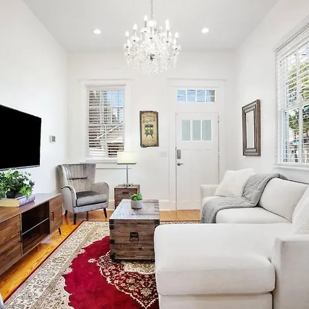 Classic Concierge Serviced House Near French Quarter New Orleans