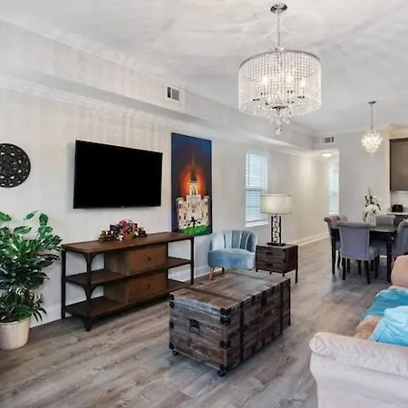 Holiday home Chic 5 Bedroom Near French Quarter