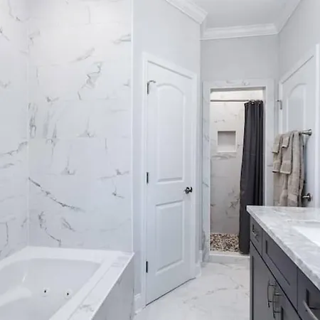 Holiday home Chic 5 Bedroom Near French Quarter New Orleans