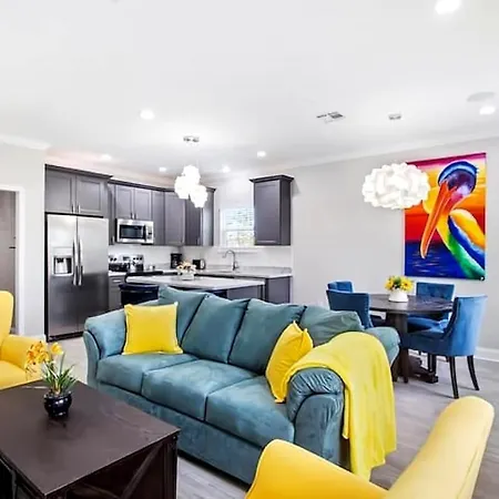 Holiday home Spacious 5 Bedroom Near Fq And Superdome *