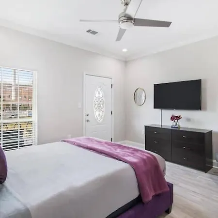 Spacious 5 Bedroom Near Fq And Superdome *