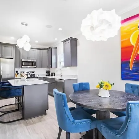 Holiday home Spacious 5 Bedroom Near Fq And Superdome
