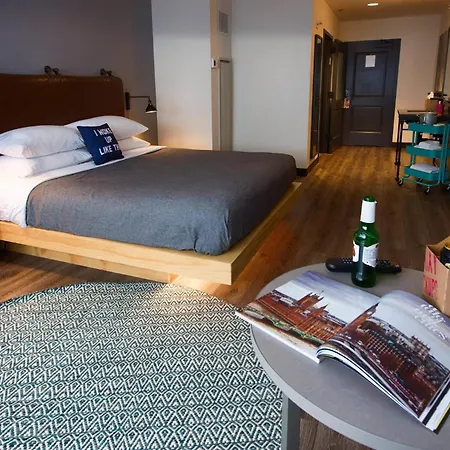 Moxy Downtown/french Quarter Area 3* New Orleans