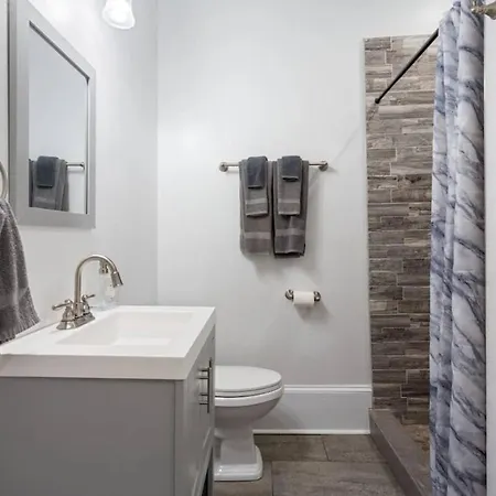Classic And Charming 3br In Treme * New Orleans
