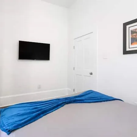 Classic And Charming 3br In Treme Holiday home New Orleans