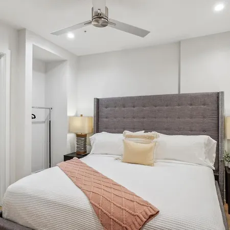 The Eleanor Hotel *