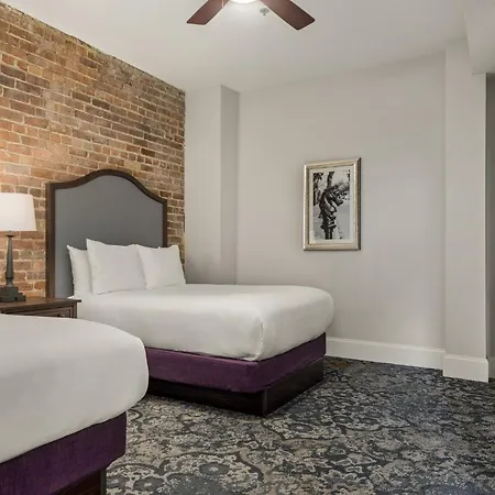 Club Wyndham La Belle Maison New Orleans