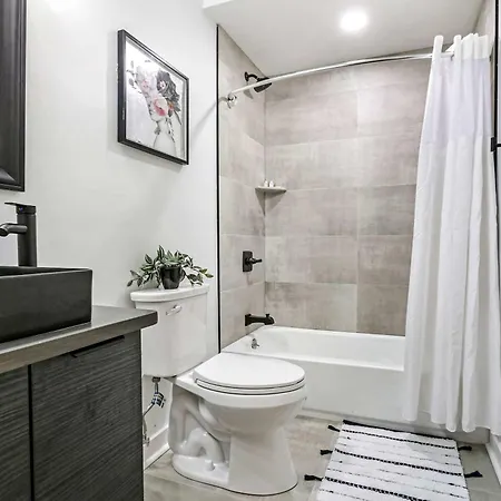 Villa 5 Bedroom W Private Rooftop New Orleans