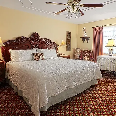 Rose Manor 4*