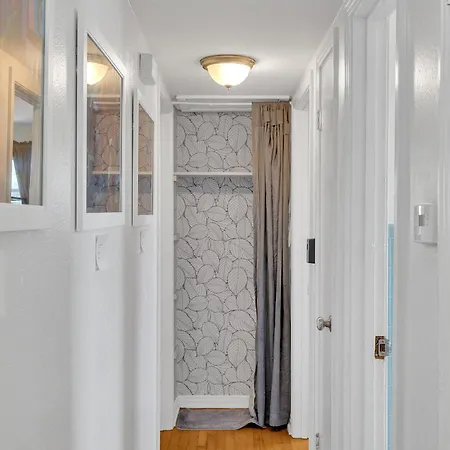 Private 2br Retreat - Easy Access To French Quarte Apartment
