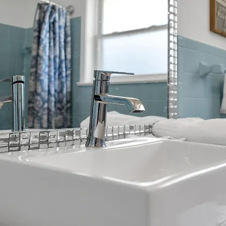 Apartment Private 2br Retreat - Easy Access To French Quarte New Orleans