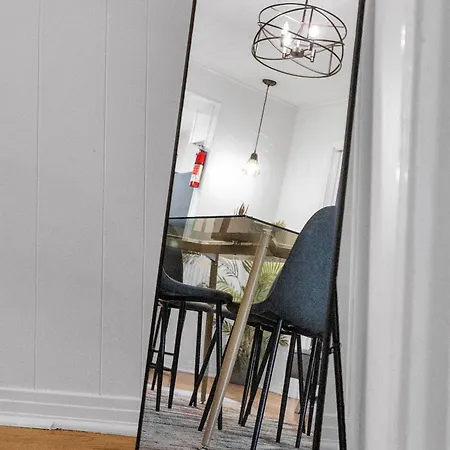 Private 2br Retreat - Easy Access To French Quarte Apartment