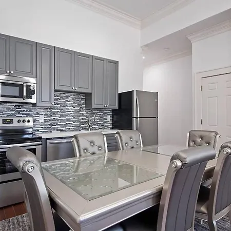 Easy Living Near Fq And The Fairgrounds